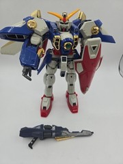 Suit Gundam Wing Transforming Bird Mode Vintage 2000 Deluxe 12″ DX 1/60 90% Comp