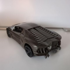 Transformers Figure Lockdown “Lost Age Series” Takara Tomy