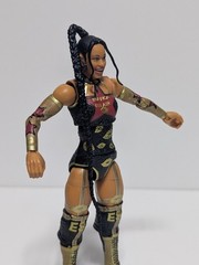 WWE Mattel Elite Wrestlemania 41 Bianca Belair Figure w/Title & Glasses