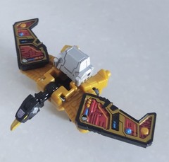 Transformers Legacy United BUZZSAW g1 universe Core