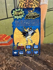 BATMAN 1966 CLASSIC TV SERIES SURFS UP BATMAN FIGURE MOVIE RETRO DC COMICS NECA