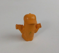 Zuru Smashers Sports Series 1 Not-So-Fast Food Yellow Foot Long