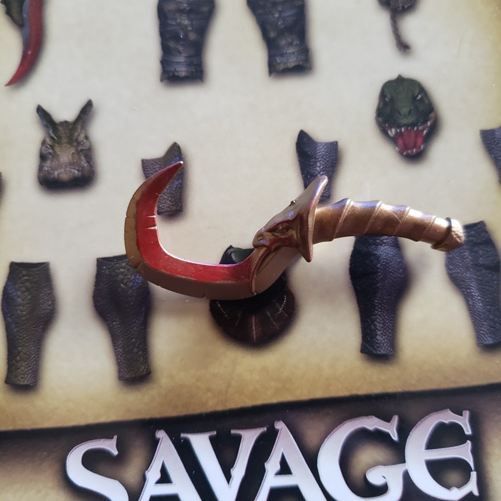 Harvinger Studios Savage Crucible Huntsman Pack WEAPON HOOK KNIFE