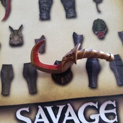 Harvinger Studios Savage Crucible Huntsman Pack WEAPON HOOK KNIFE