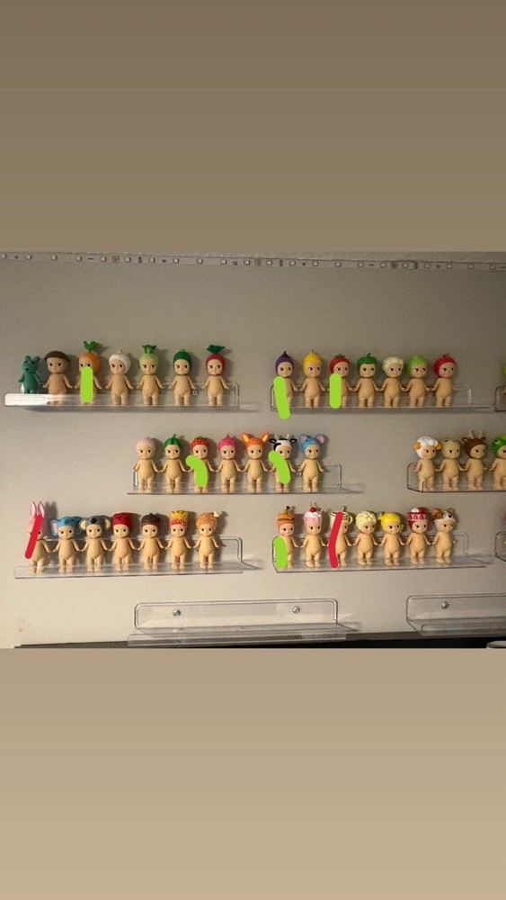 100% authentic sonny angels.NOT including the secret or summer series. 41 total!