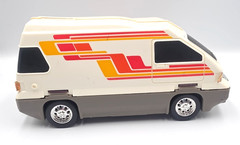 Vintage Kenner M.A.S.K. Slingshot 1986 Van w/ Ace Riker Figure Mask Not Complete