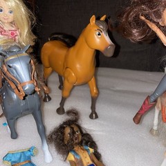 Dreamworks Spirit – Lot Of 4 Horses 3 Dolls