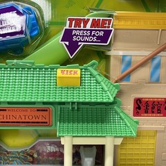 2014 HALF SHELL HEROES SUPER SEWER HQ w MIKEY & SPLINTER Ninja Turtles BRAND NEW