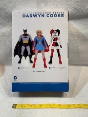 DC Comics Designer Series Darwyn Cooke 6″ Action Figure #2 Supergirl MIP