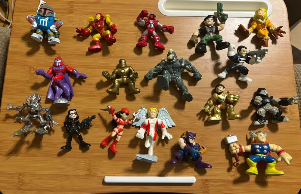 Hasbro Marvel Super Hero Squad Lot of 17 Action Figures Iron Man Rhino Star Wars