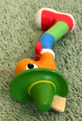 Vaulted 2011 Richard Scarry 2.5” LOWLY WORM PVC Action Figure, Excellent, Clean