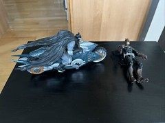 DC BATMAN MOTORCYCLE – PULL BACK / 2003 Cloth Cape Dc Comics 6.5 Inches
