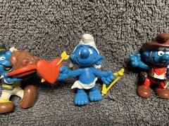 Vintage and Other Holiday Smurf Figures lot of 10 Various