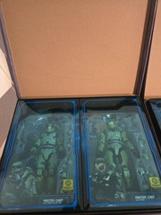 jazwares vault master chief complete set