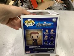 Funko POP! Marvel: Avengers Victory Shawarma Series Hawkeye Amazon Exclusive 757