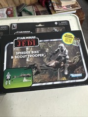 STAR WARS The Vintage Collection Speeder Bike and Scout Trooper – ROTJ – NISP!!