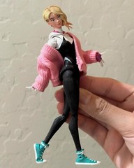 PB-SWT-GWN: 1/12 Pink Sweater for 6″ female action figures