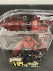 Hellboy Hellboy II The Golden Figure Comic Con Exclusive New NIB Mezco Toys 2008