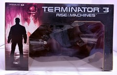 McFarlane Terminator 3 End Battle Deluxe Box Set T-850 vs Endoskeleton NIB