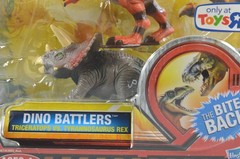 Jurassic Park 2009 Dino Battlers Triceratops VS Tyrannosaurus Rex T-Rex 2 Pack
