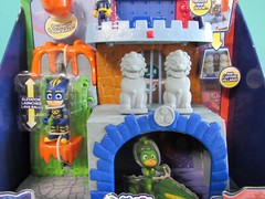 PJ Mask Mystery Moutain Playset Toy Set Disney Catboy & Ninja Figure BRAND NEW