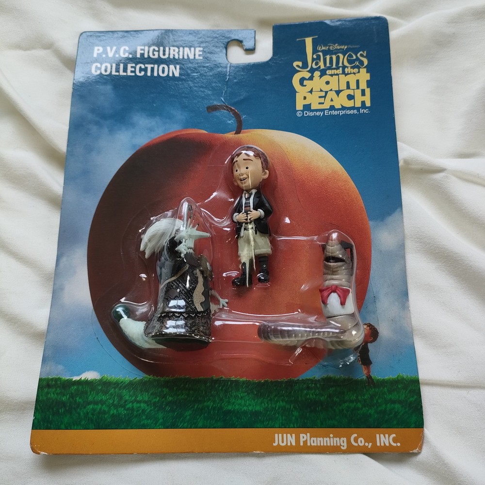 James and the Giant Peach PVC Figurine Collection James Earthworm Glowworm
