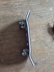 Cash Wood fingerboard complete with Urethane bearing wheels and foam grip