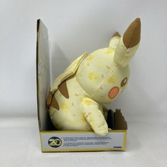 Pokemon 20th Anniversary Pikachu (Winking) TOMY Plush Toys R Us #025 New