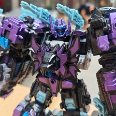 Tengyang 30cm Dark Predaking Transformers Predacons 5 in 1 Action Figure Toys S