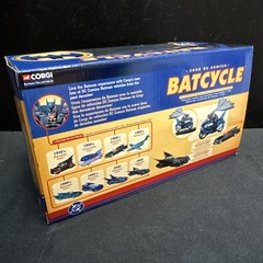 CORGI Batman Collectible Editions 2000 Batcycle 1:16th Scale Die-Cast Vehicle