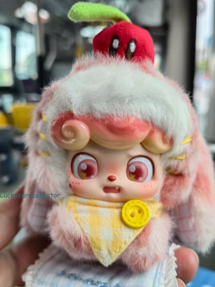 Q.kid Fantasy Newton Limited Edition Figure Plush Keychain 12cm Cute Toy Sealed