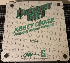 SIDESHOW EXCLUSIVE ABBEY CHASE Premium Figure Danger Girl Campbell 350/500 UM