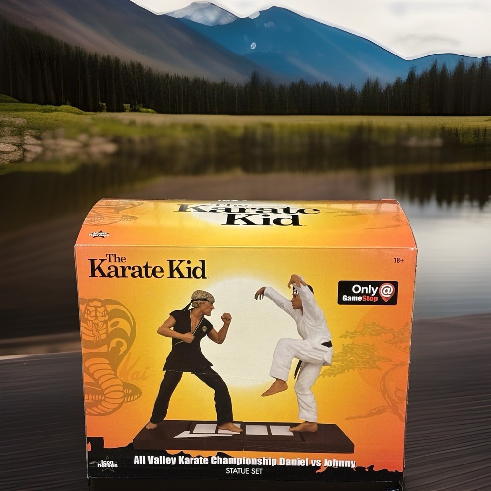 Karate Kid Daniel vs. Johnny All Valley Statue Set – Limited Ed – NEW With COA