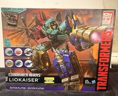 Hasbro Transformers Combiner Wars Platinum Edition Liokaiser 2015 NEW + SEALED