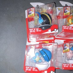 Pokémon Clip ‘N’ Go Battle Ready Set 4 Figures w/ Poké Ball Yamask Squirtle