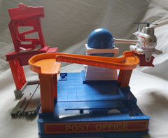2006 Sodor Coal Loader Engine Works Timber Yard Post Office Thomas Train Lot+