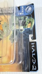 JOY RIDE STUDIOS HALO 2 SERIES 1 MASTER CHIEF W/BATTLE RIFLE & SMGs. NIB GENUIN