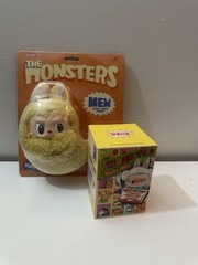 POPMART Wacky Mart Tempura Shrimp Earphone Case + Vinyl figure Blind Box