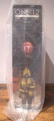 Mezco ONE:12 COLLECTIVE IT: Pennywise Action Figure BRAND NEW