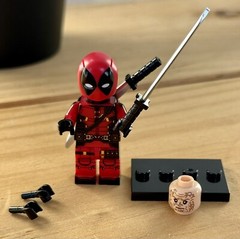 Deadpool Reynolds MCU X-Men Mini Action Figure Marvel DC Comics Customizable Toy