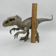Mattel HNT63 Jurassic World Dino Trackers Camouflage ‘N Battle Indominus Rex