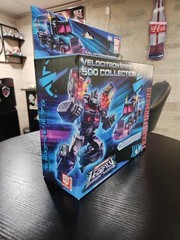 Transformers Legacy Velocitron Speedia 500 Collection: Scourge Action Figure