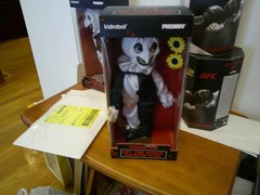 Kidrobot Terrifier 2 Art The Clown Collector Plush Doll – Posable DAMIEN LEONE’S