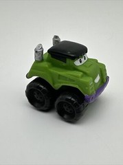 Hasbro 2008 Marvel Hulk little Chuck the Truck Car toy Cake topper -2.2In….90