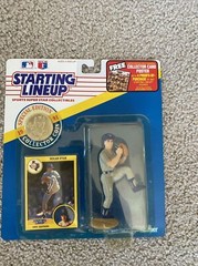NOLAN RYAN SPECIAL EDITION 1991 STARTING LINEUP COLLECTOR’S COIN/FIGURE/CARD