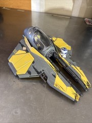 Hasbro 2004 Star Wars Revenge of the Sith Anakin’s Jedi Starfighter
