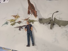 Mattel Jurassic World OWEN GRADY 6″ Action Figure (Amber Collection) & Dinosaurs