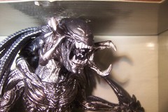 ALIEN VS PREDATOR 2: BLACK PREDALIEN 8 inch DELUXE ACTION FIGURE AVP REQUIEM NEW
