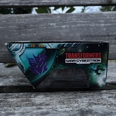 Transformers Earthrise War For Cybertron Megatron Figure Voyager Class SEALED