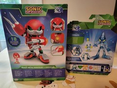 Sonic The Hedgehog 35th Anniversary Giant Metal Knuckles & Chaos 35th Figure